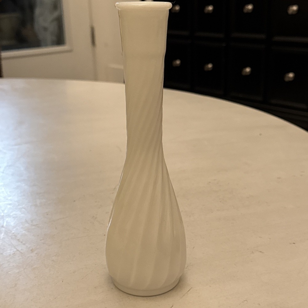 Hoosier Glass White Milk Glass 9" Tall Bud Vase #4094 Swirl Design USA Vintage